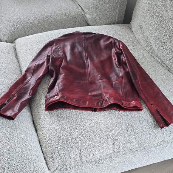 John Varvatos Men's Jacket in Rich Burgundy - Picture 3 of 4